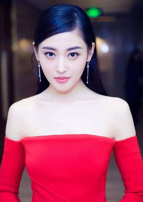 为什么女明星要卖,揭秘女明星为何投身“卖生成”现象背后的真相