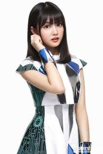 明星志愿女主唱的歌,女主唱的动人旋律，点亮明星志愿之路