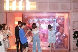 网红服装店拍照,打造时尚大片，轻松成为焦点